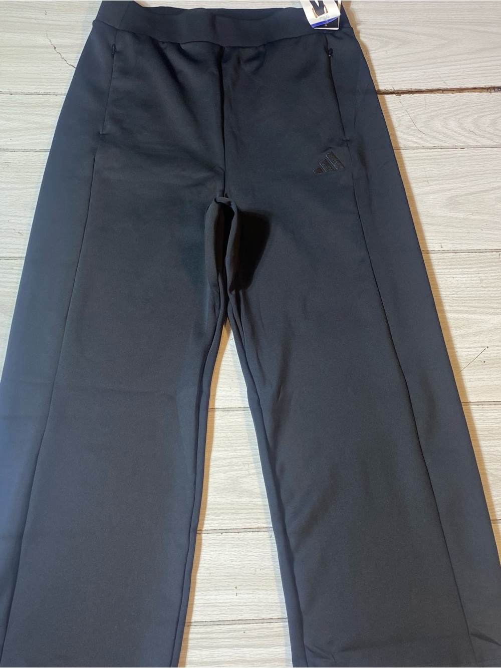 NWT Adidas Women's Active Wide Leg Pants Black Size L Zipper Pockets JY9046